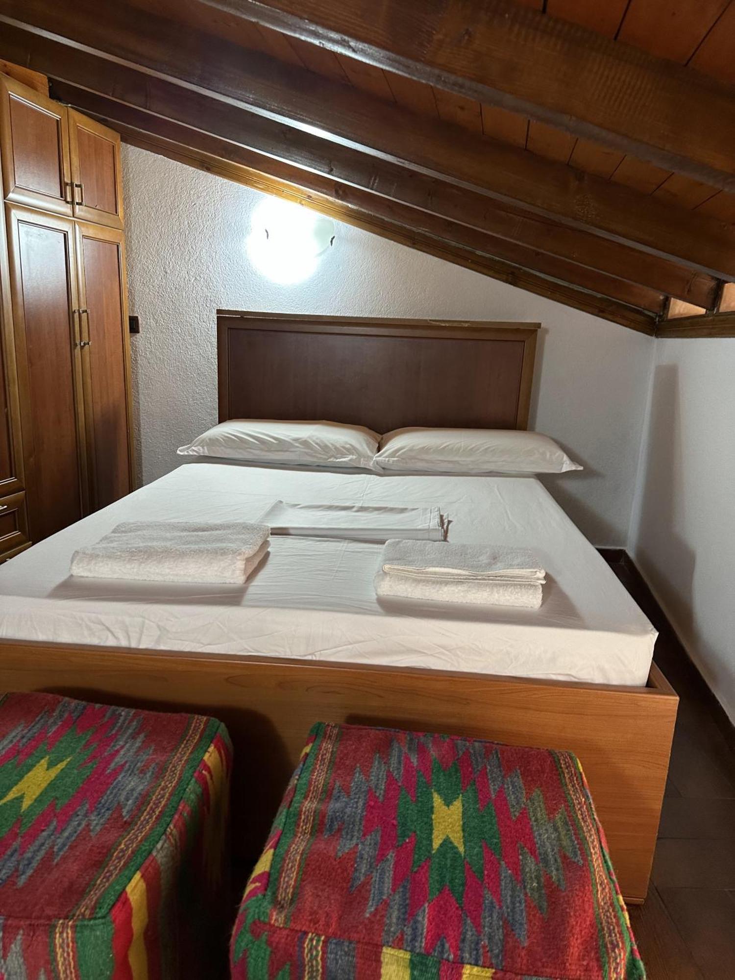 Old Bazaar House Apartment กรูเยอ ภายนอก รูปภาพ